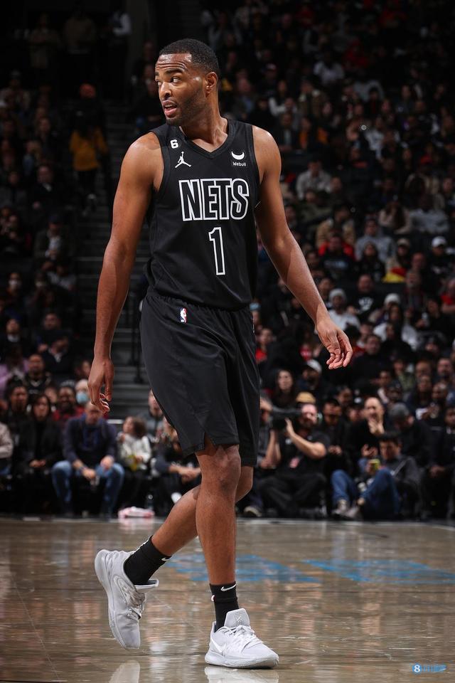 命中两记高 命中两记高